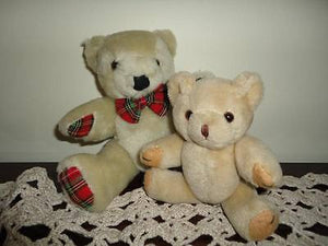 2 Vintage Classic Jointed Teddy Bears Plush Beige 5 and 7.5 inch Felt Plaid Paws
