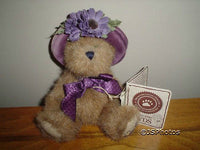 Boyds Bear Hallmark Gold Crown Cassidy L. Bearsmark