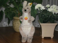 Steiff Linda Kangaroo 0710/35 1978-1985  ALL Ids