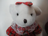 Ganz 1995 HUGSY Christmas Girl Bear White Plush 15 inch G1171