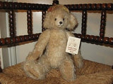 Cuddy Lugs UK Fiona Mohair Hunch Back Bear OOAK