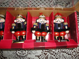 6 Wooden Nutcracker Soldiers Place Card Holders Bombay Co 1998 Boxed Set