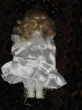 Vintage Pretty Little Blonde Brittney Porcelain Doll Europe 22 CM