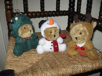 Metro Soft Toys UK 3 Christmas Bears Musical Reindeer