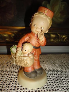 1988 Enesco Mabel Lucie Attwell of Memories Yesterday SPECIAL DELIVERY Figurine