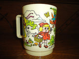 Vintage Child Fairy Tale Cup General Plastics Quebec Red Riding Hood 3 Lil Pigs