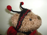 Ganz 1997 Buggable Lady Bug Bear Knitted Outfit 2625 13 inch