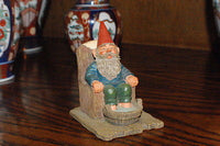Rien Poortvliet Classic David the Gnome Statue Bill in Chair