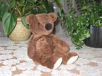 Bijenkorf Famous Dutch Holland Store Brown BEAR