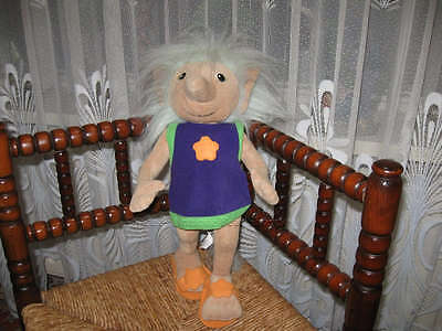 Troll doll grey hair hotsell