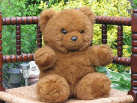 Red Brown Sitting Teddy Bear Plush Oetker Vernel Holland