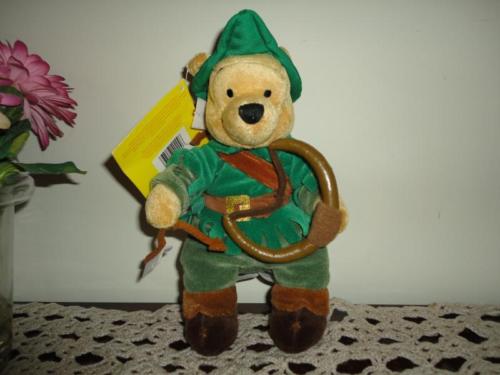 Disney Store UK WINNIE the POOH Robin Hood Bear Retired