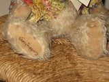 Cuddy Lugs UK Fiona Mohair Hunch Back Bear OOAK