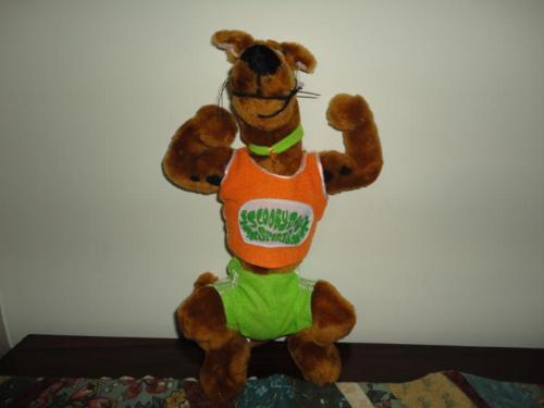 Scooby Doo Sports Dog Cartoon Network 1998 Stuffed Toy Flexing Muscles