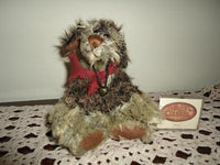 Ganz Cottage 2002 Artist Lorraine Chien WOOFER DOG NEW