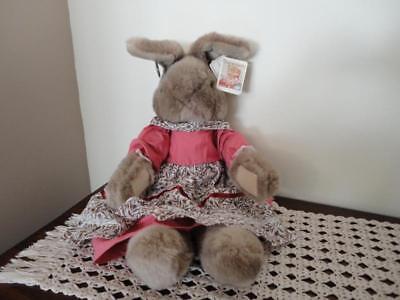 Ganz Heritage Vintage 1987 JUMBO 27in MRS BURROWS Bunny