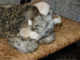 Steiff Sleeping Cat 082597 22 CM 1991-1993 Button & Tag