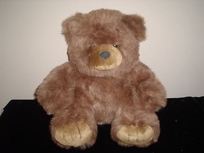 Ganz Terra Nova 1993  Large Bear G143 17 Inch Retired