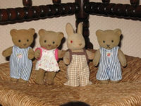 Set of Vintage 3 Bears and Bunny Sylvanian Family Sylvania Lot All Dressed