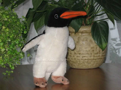 Steiff Cosy Charly Penguin 5150/25 Button & Tag