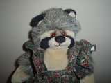 Ganz Cottage Collectible Rita Raccoon Artist Lorraine Chien CB107 Retired 1995