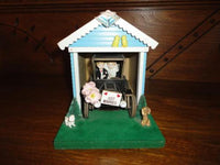 Wooden MUSICAL MOVING Antique Car Garage Bride & Groom Just Married Music Box