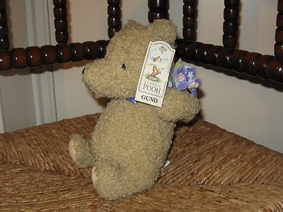 Gund UK Classic Pooh Shy With Flowers RETIRED 7974