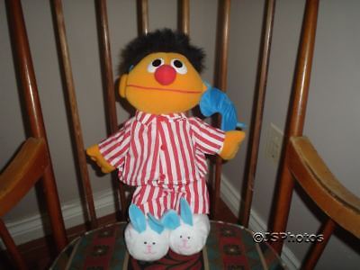 Sesame Street Sing & Snore Ernie Doll Tyco 1996 Battery Operated